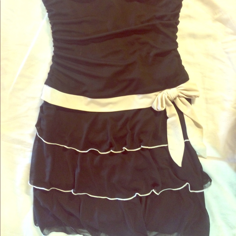 Short dress